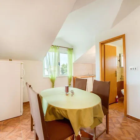 Apartment Marina 6 2-1 By Interhome *